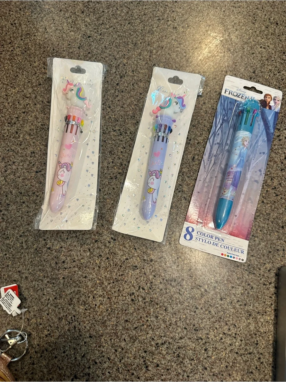 Disney Frozen II 8-Color Pen Pack White and Silver Accents